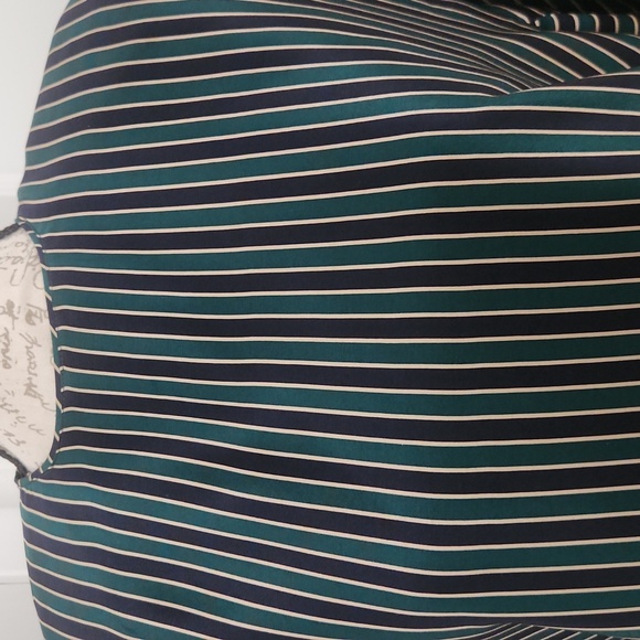 Ellen Tracy Navy Blue And Dark Green Striped Silk Blouse Size 4P - Picture 4 of 10